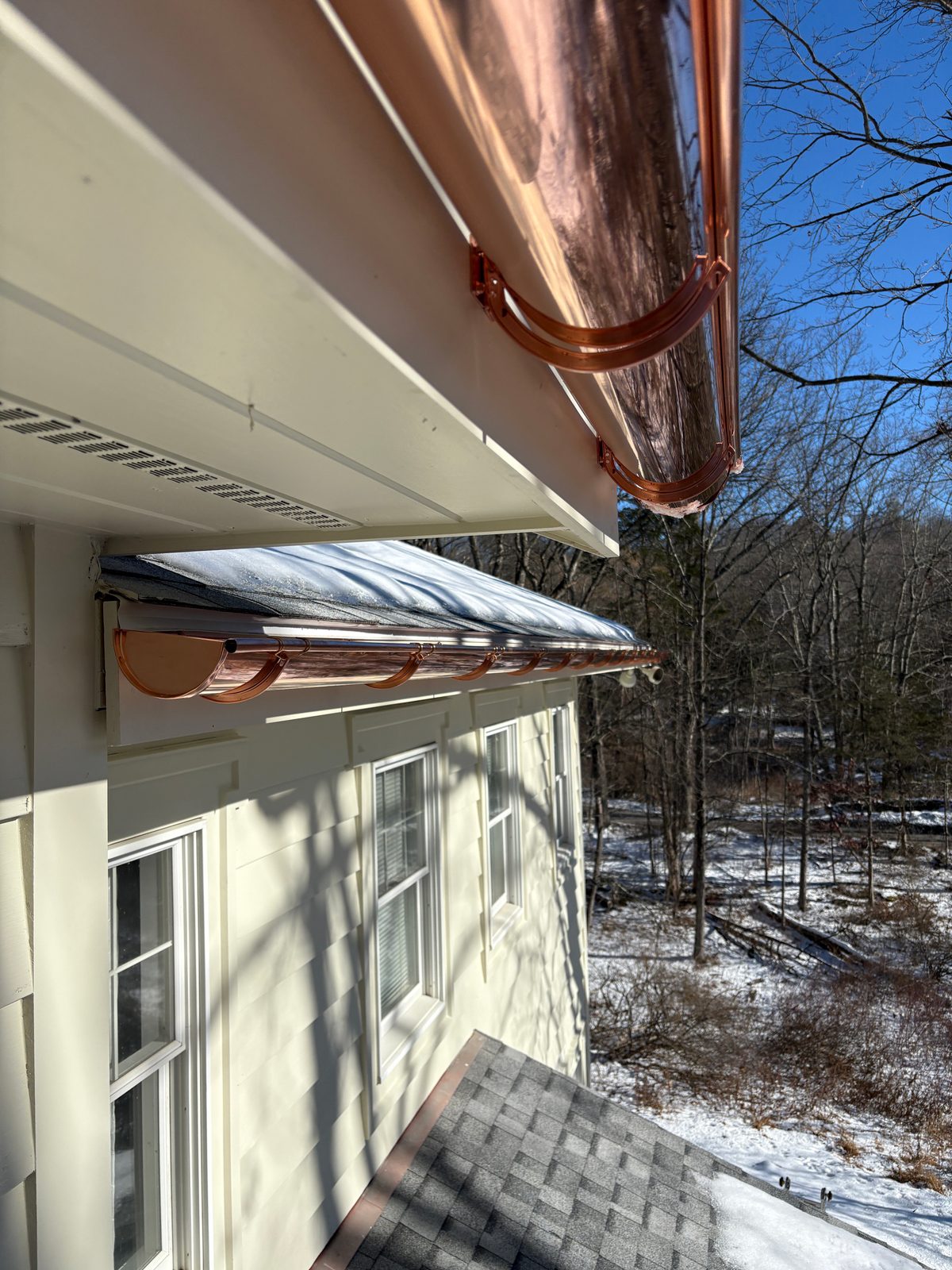 Custom copper seamless gutters